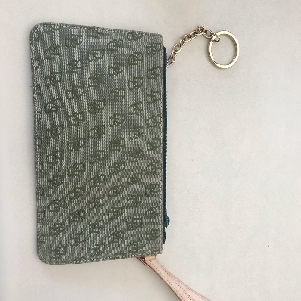 Vintage Dooney and Bourne wristlet